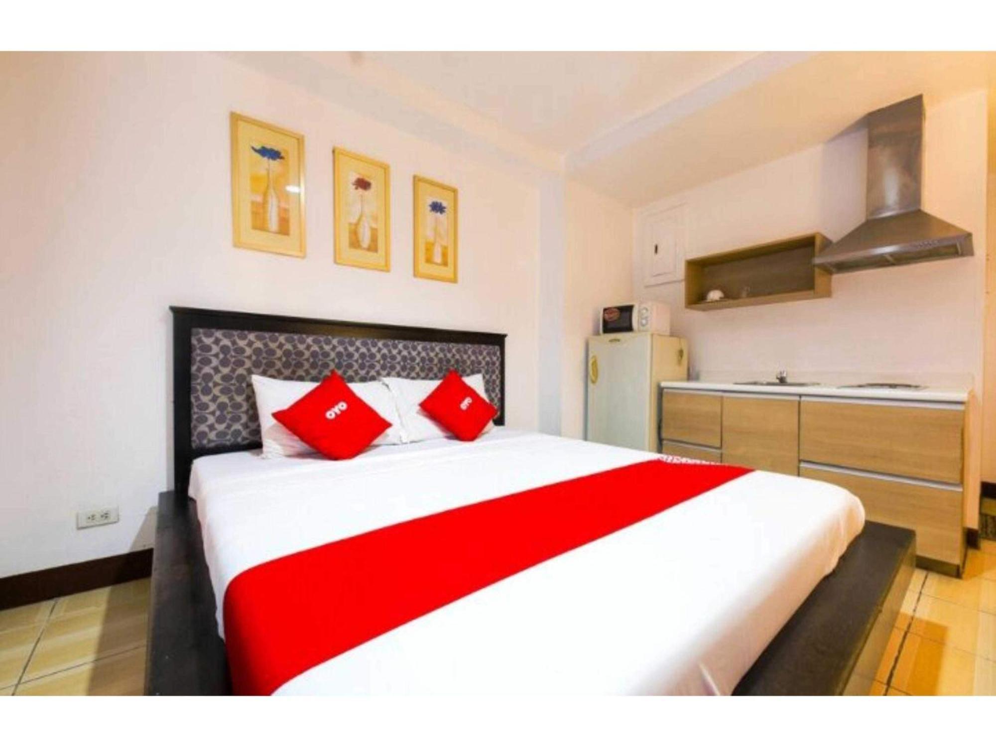 Oyo 769 Poblacion Suites Polaris Makati City Exteriér fotografie