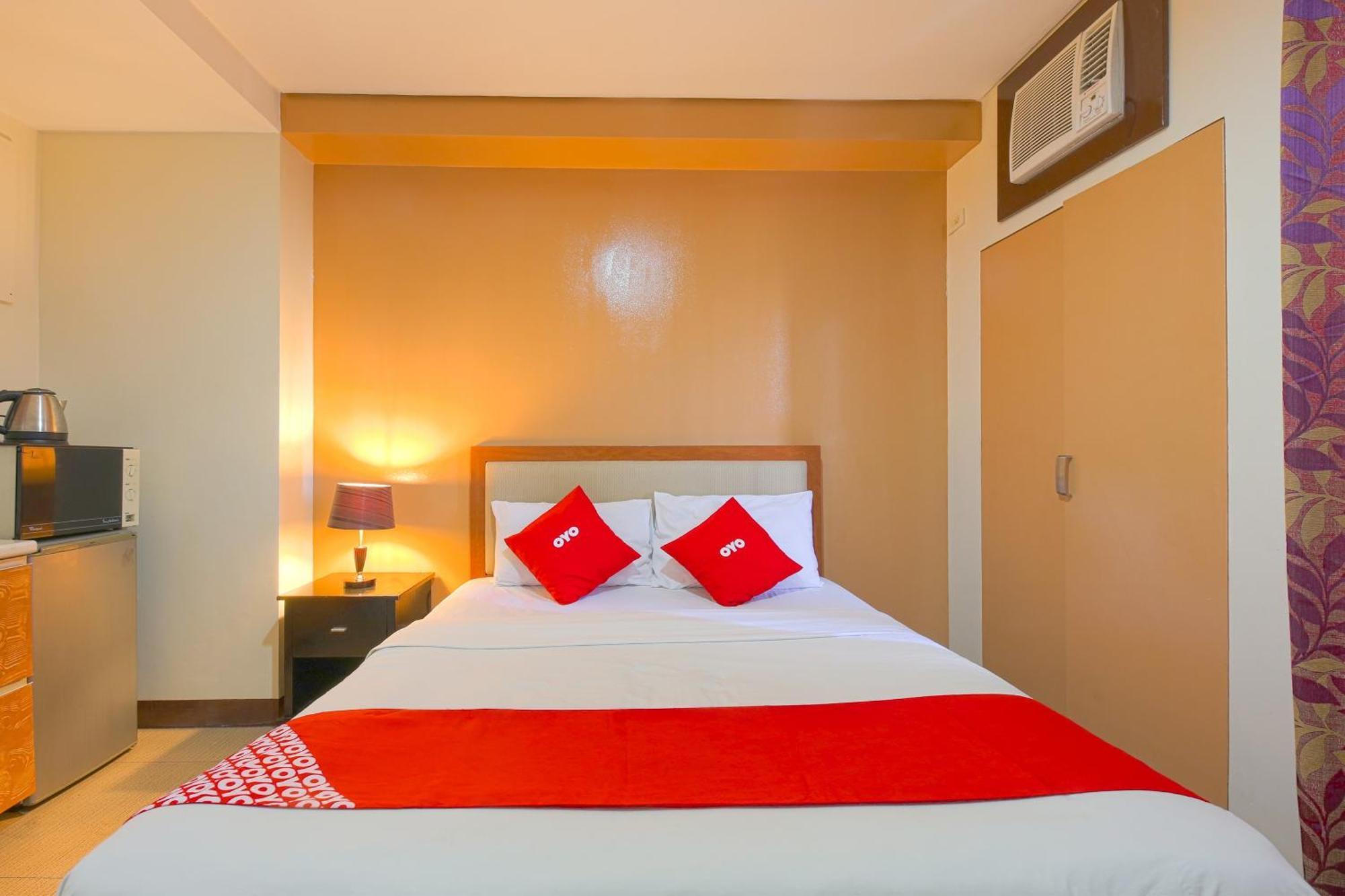 Oyo 769 Poblacion Suites Polaris Makati City Exteriér fotografie