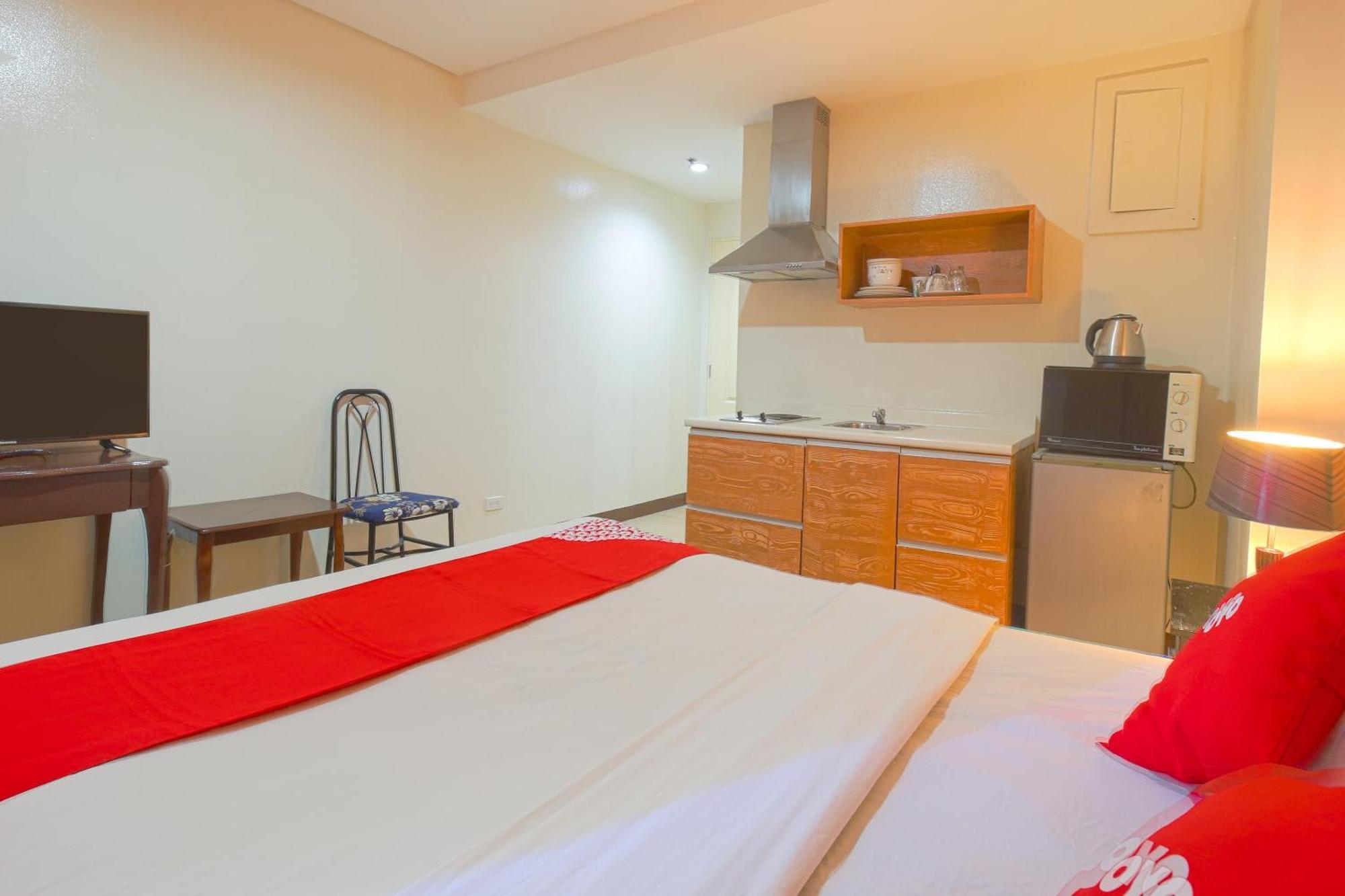 Oyo 769 Poblacion Suites Polaris Makati City Exteriér fotografie