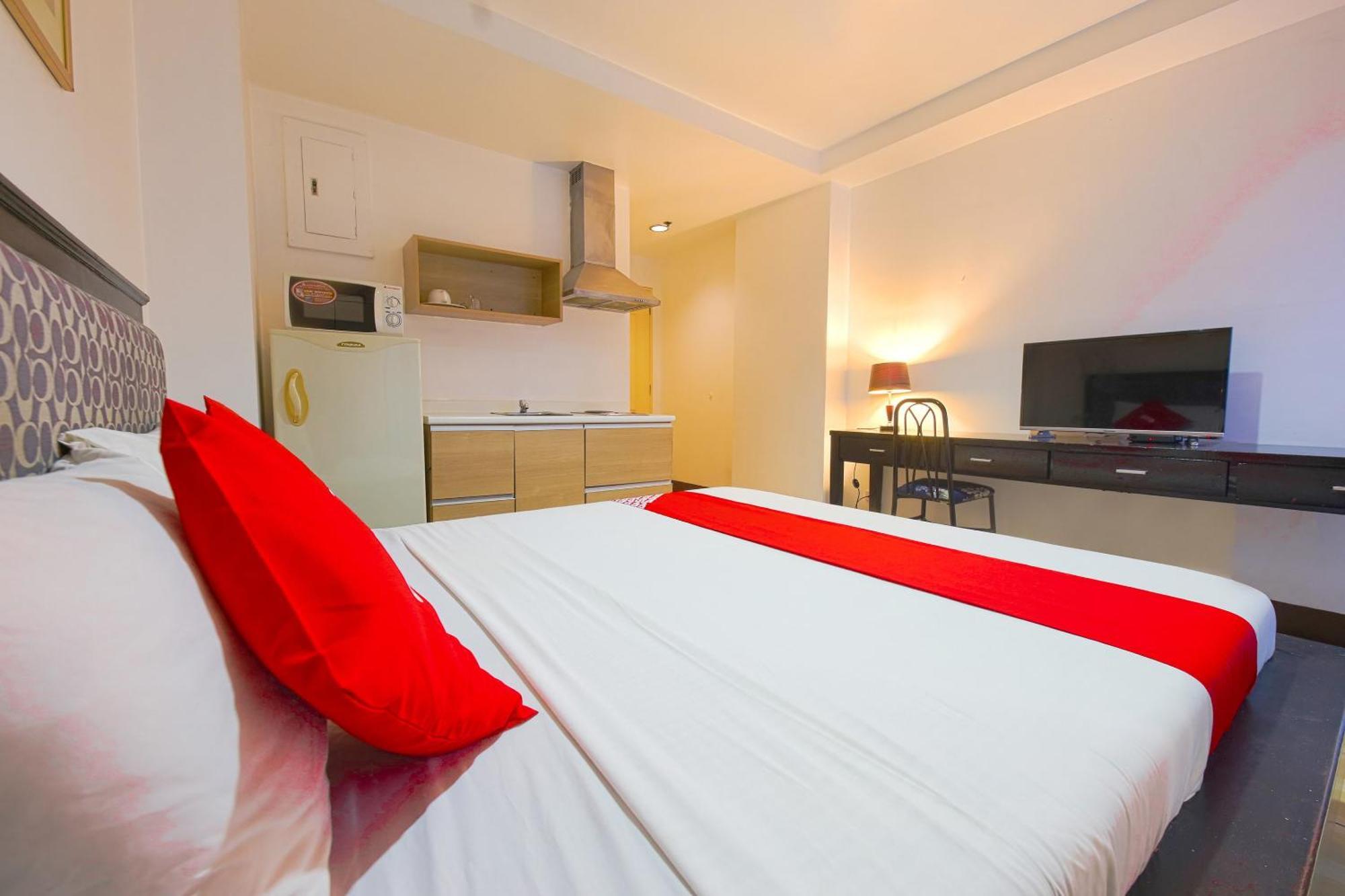Oyo 769 Poblacion Suites Polaris Makati City Exteriér fotografie